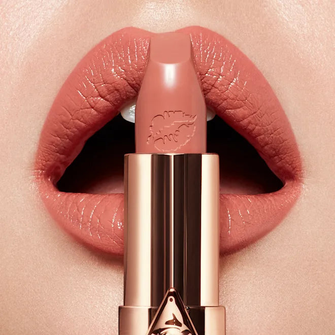 Hot Lips Lipstick 2 (Labial en Barra)