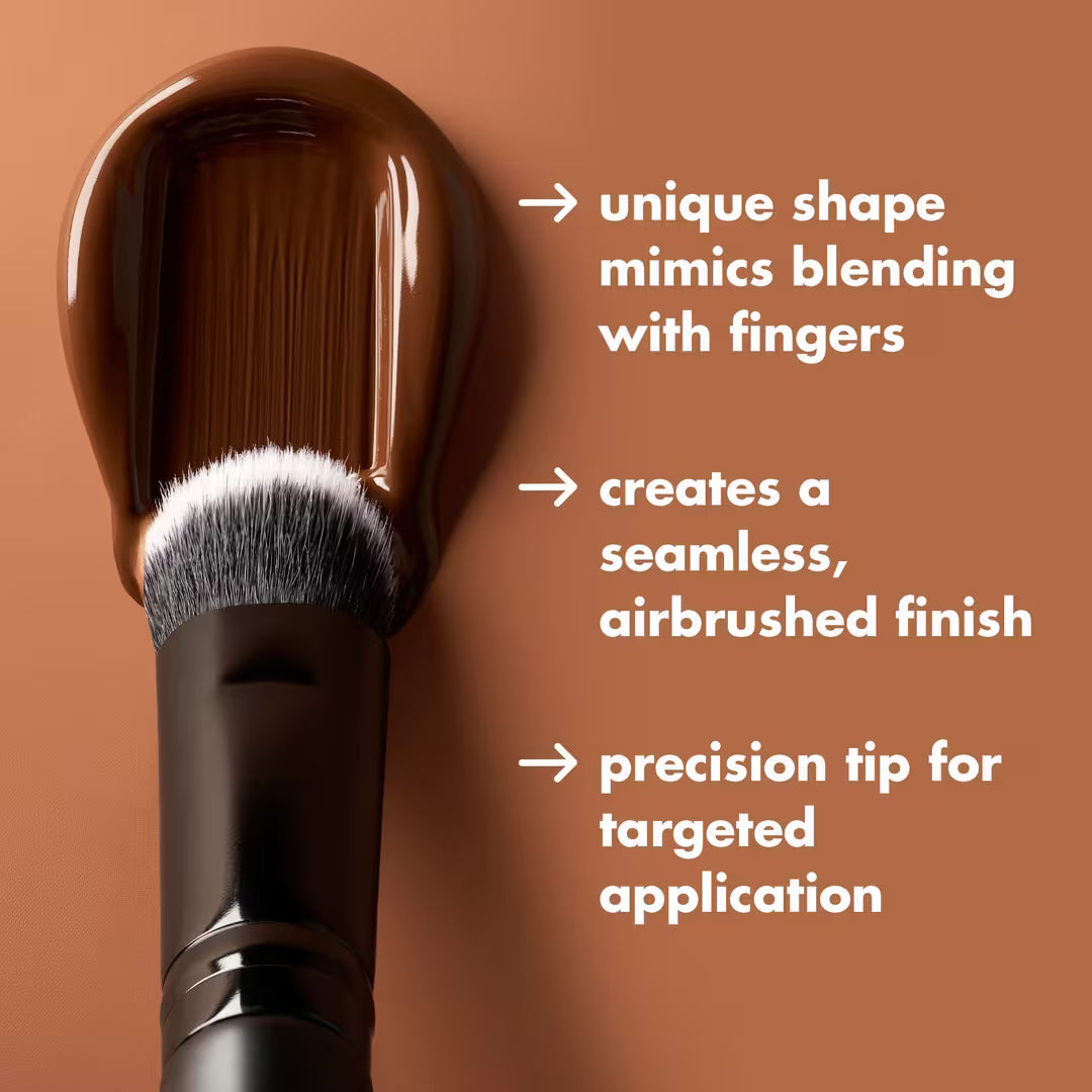 Tap & Blend Concealer Brush (Brocha Para Corrector)