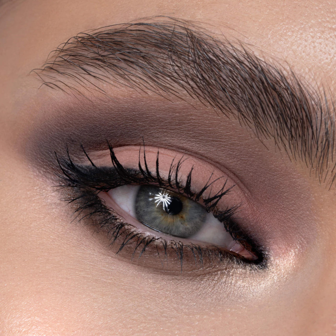 Eye Sculpt Texture & Tone Eyeshadow Palette Soft (Paleta de Sombras)