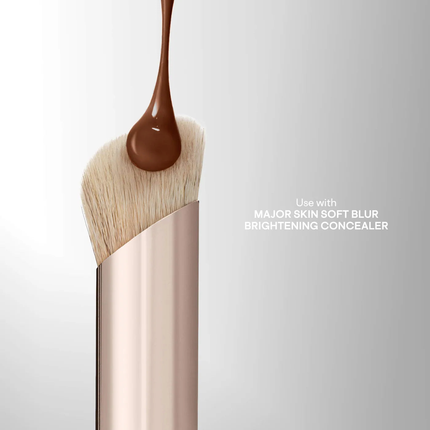 Dual-Ended Concealer Brush (Brocha Para Corrector)