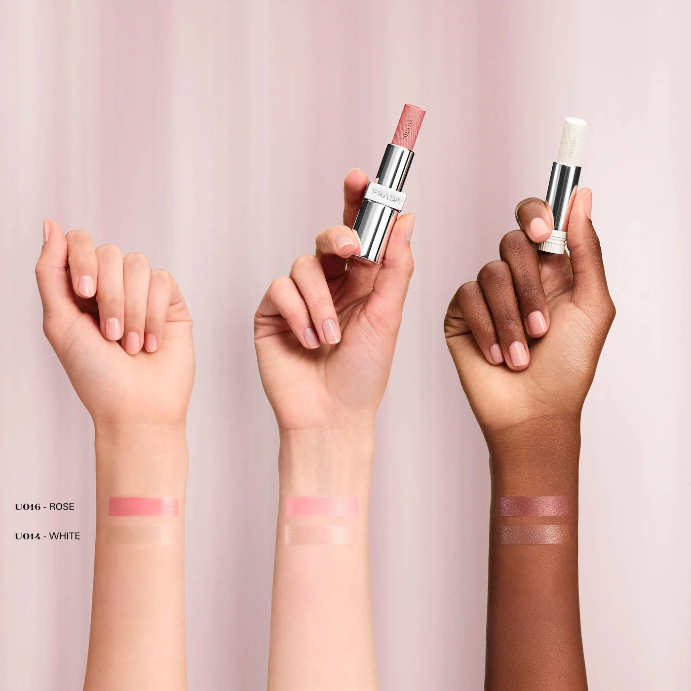 Prada Light Glowing Lip Oil Stick (Brillo para Labios)