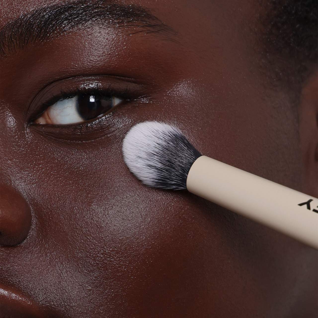 Dual Ended Complexion Brush (Brocha Facial)