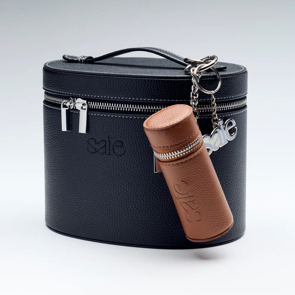 The Large Vanity Case Kit (Cosmetiquera)