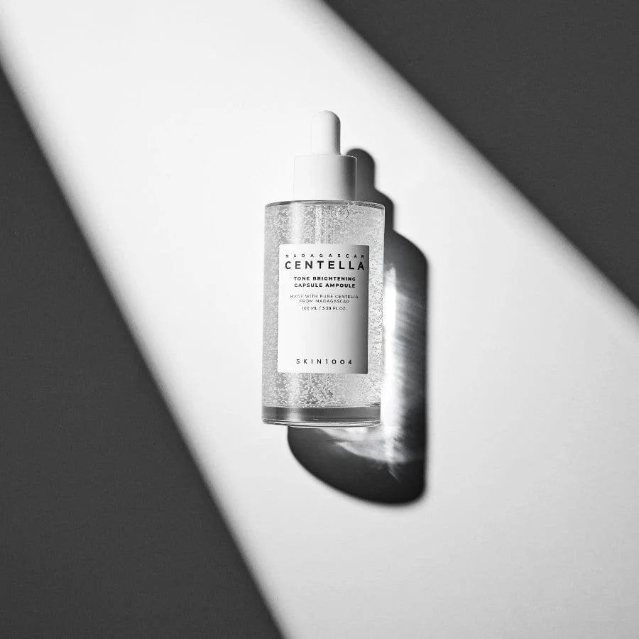 Tone Brightening Capsule Ampoule (Suero Facial)