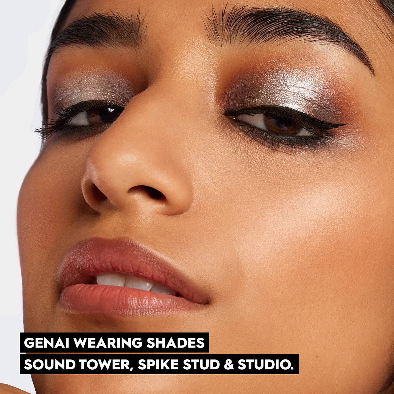 Naked Metal Mania Metallic Eyeshadow Palette (Sombras De Ojos)