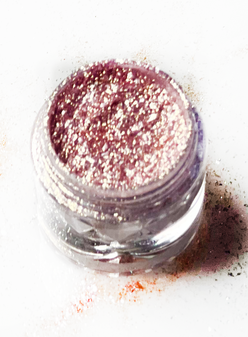 Pigmentos by Thalia Barajas