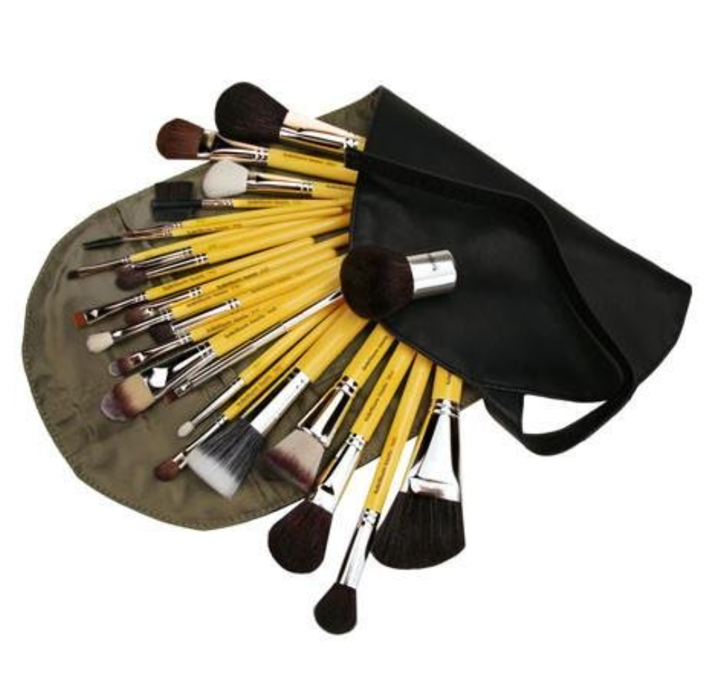 STUDIO LUXURY 24PC. BRUSH SET WITH ROLL-UP POUCH