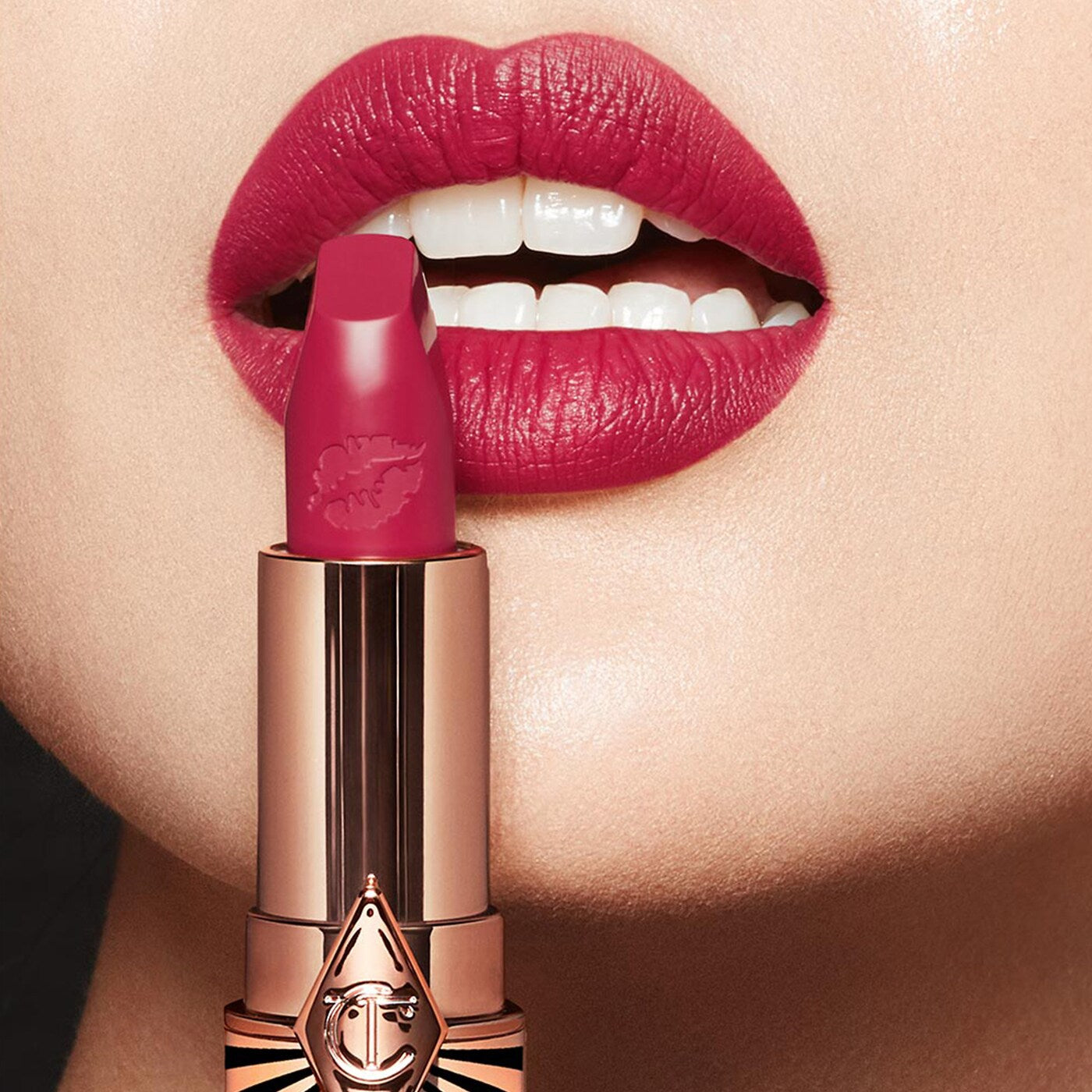 Hot Lips Lipstick 2 (Labial en Barra)