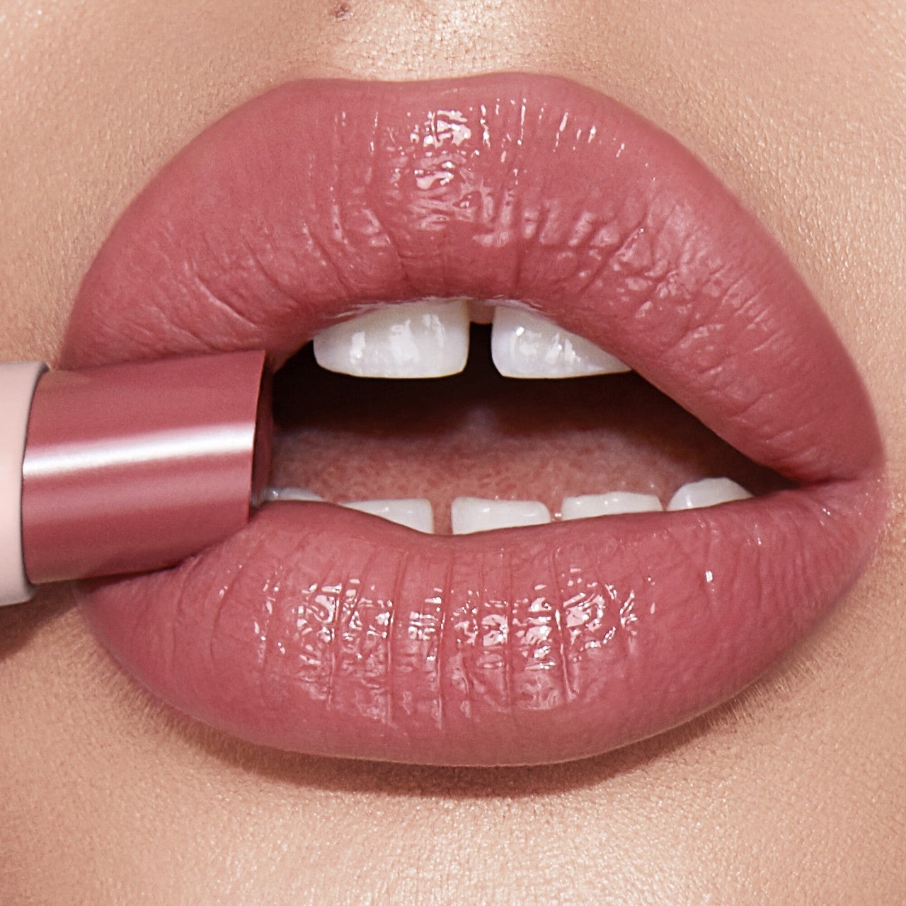 Hyaluronic Hapikiss Lipstick Balm (Bálsamo Labial)