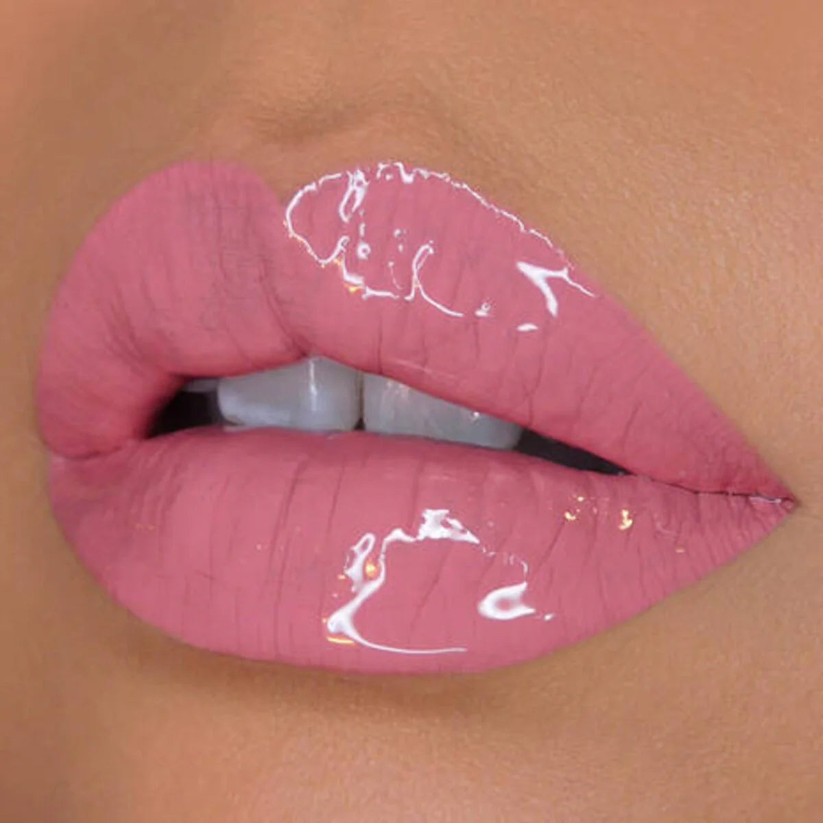 Lipgloss Shine Loud High Shine Lip Color (Brillo o Gloss De Labios)