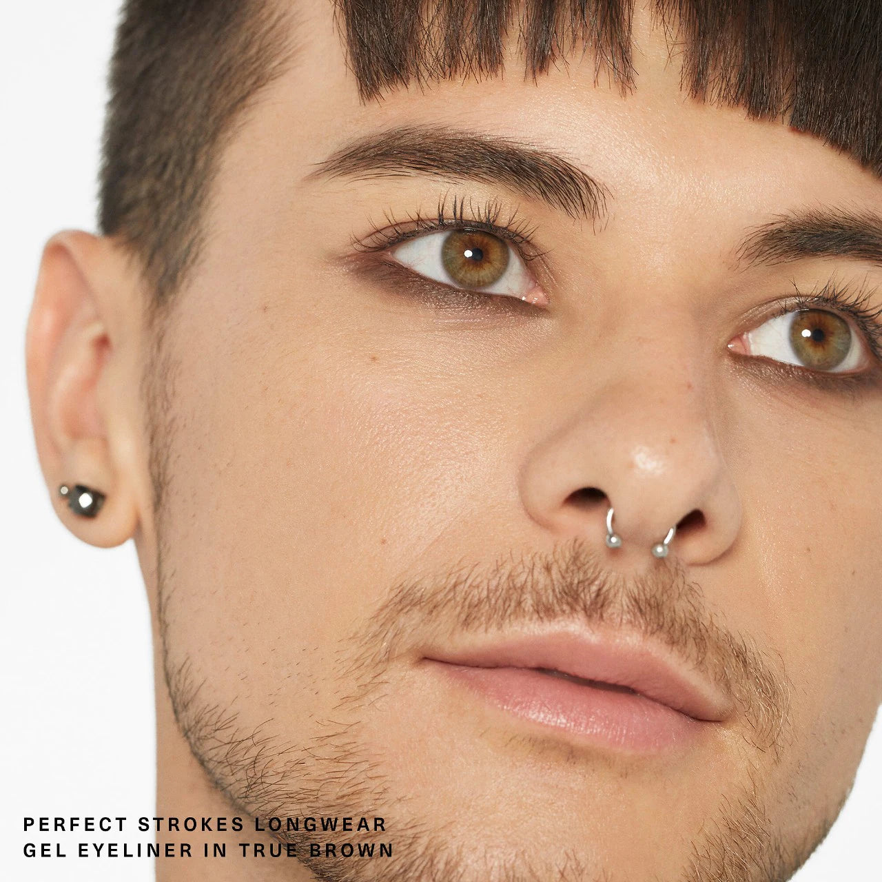 Perfect Strokes Longwear & Waterproof Gel Eyeliner (Delineador De Ojos)