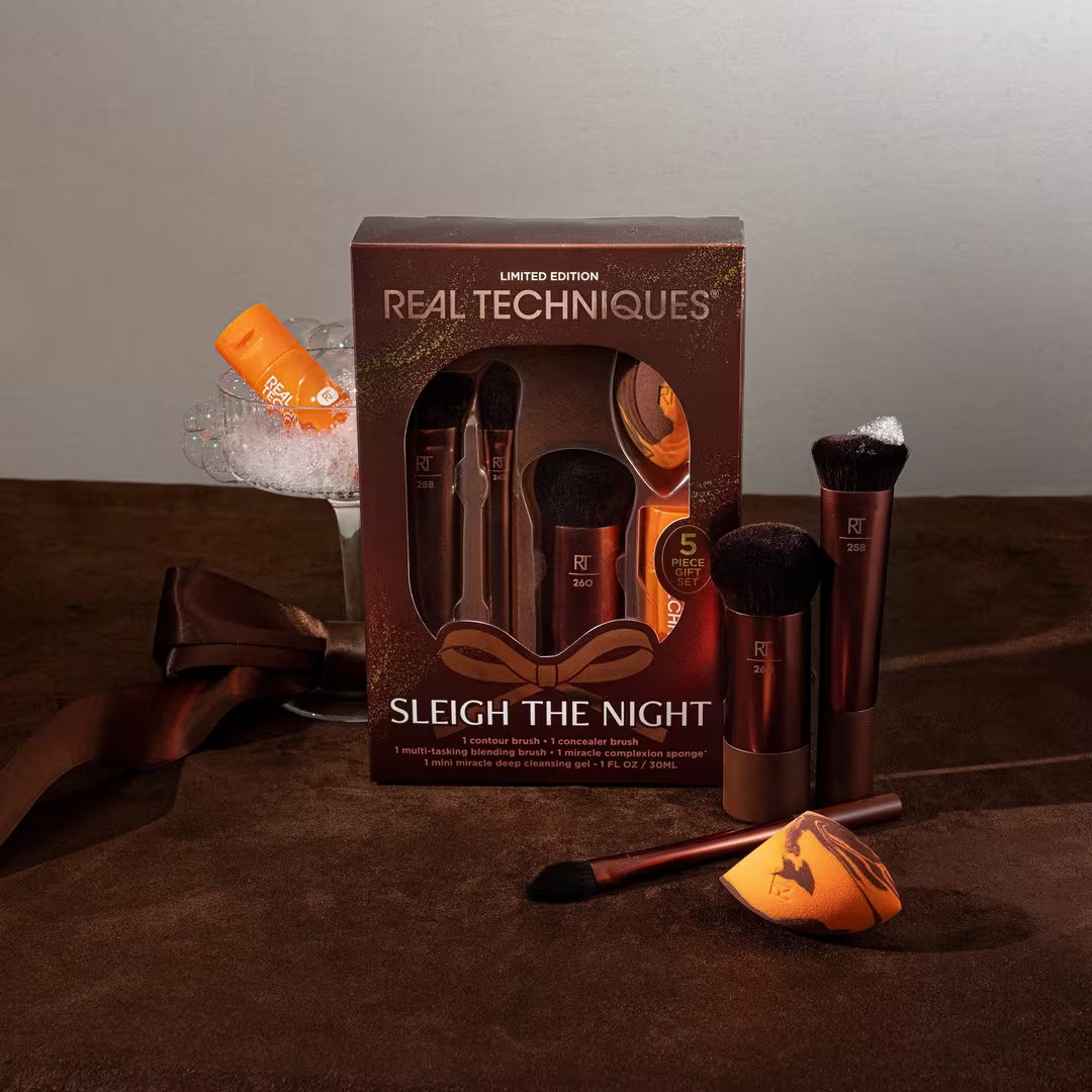 Sleigh The Night Brush + Sponge Gift (Kit o Set)